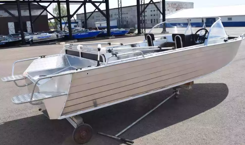 Алюминиевый катер WYATBOAT-550 DCM в Казани
