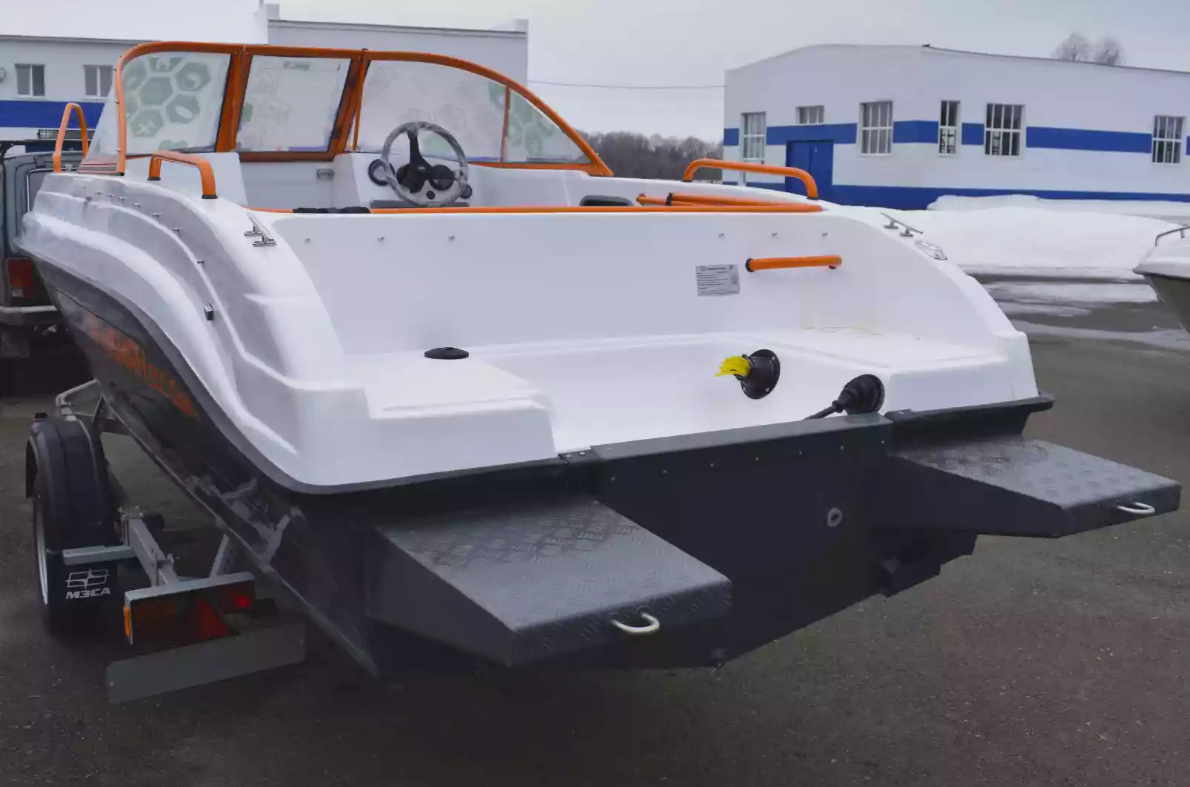 Комбинированный катер Neman-500 Open в Казани