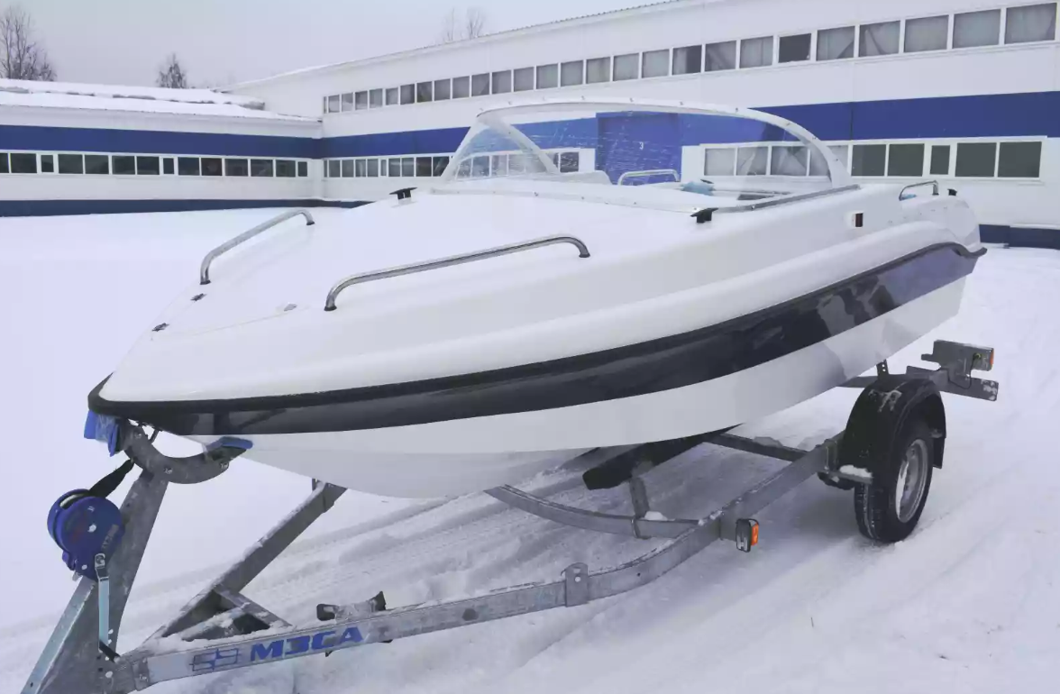 Стеклопластиковый катер Neman-450 в Казани