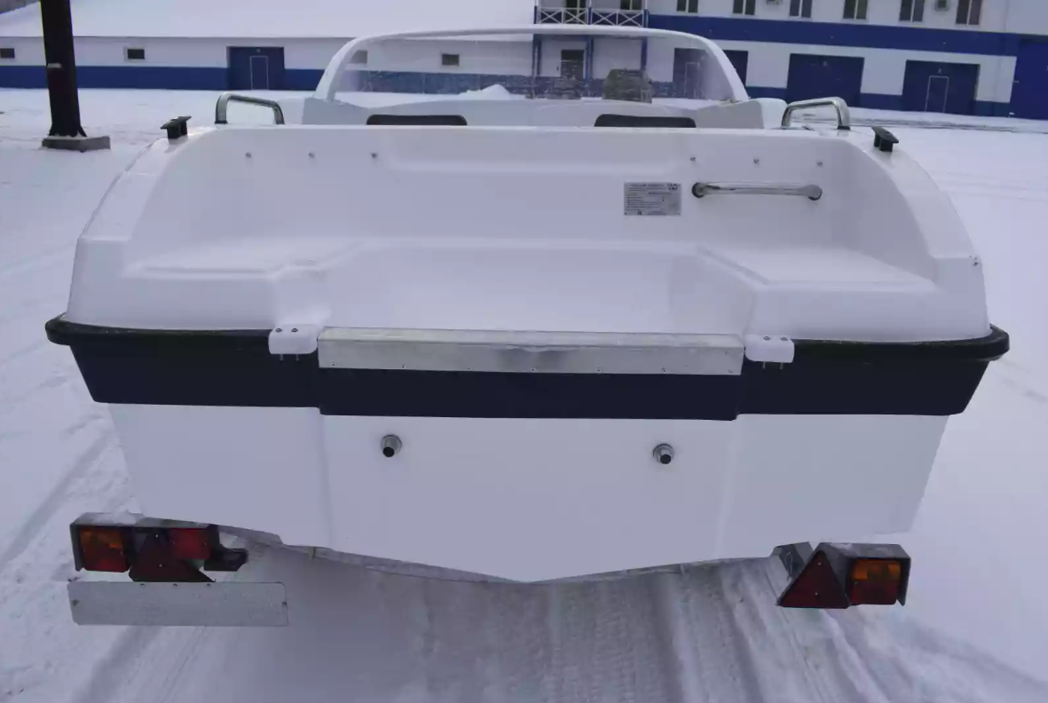 Стеклопластиковый катер Neman-450 в Казани