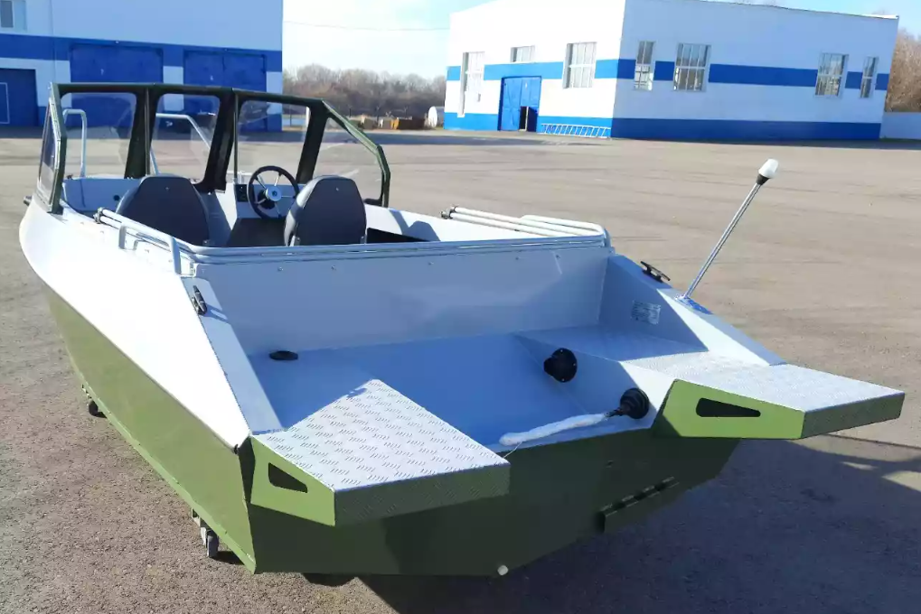 Алюминиевый катер Неман-550 DC Pro в Казани