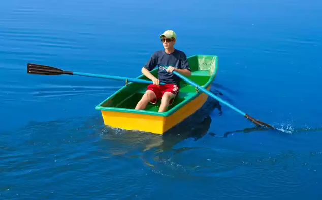 Стеклопластиковая лодка Малютка в Казани