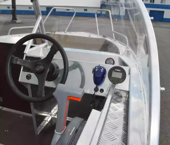 Алюминиевый катер Неман-500 DCM в Казани