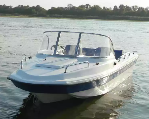 Стеклопластиковый катер Wyatboat-430 M (тримаран) в Казани