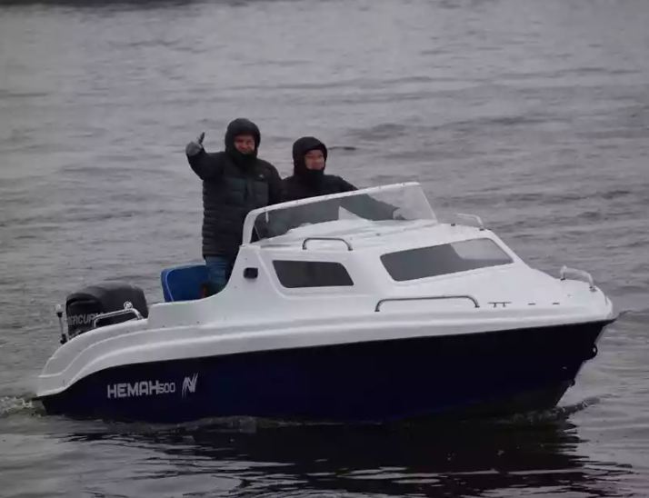 Комбинированный катер Neman-500 с каютой в Казани