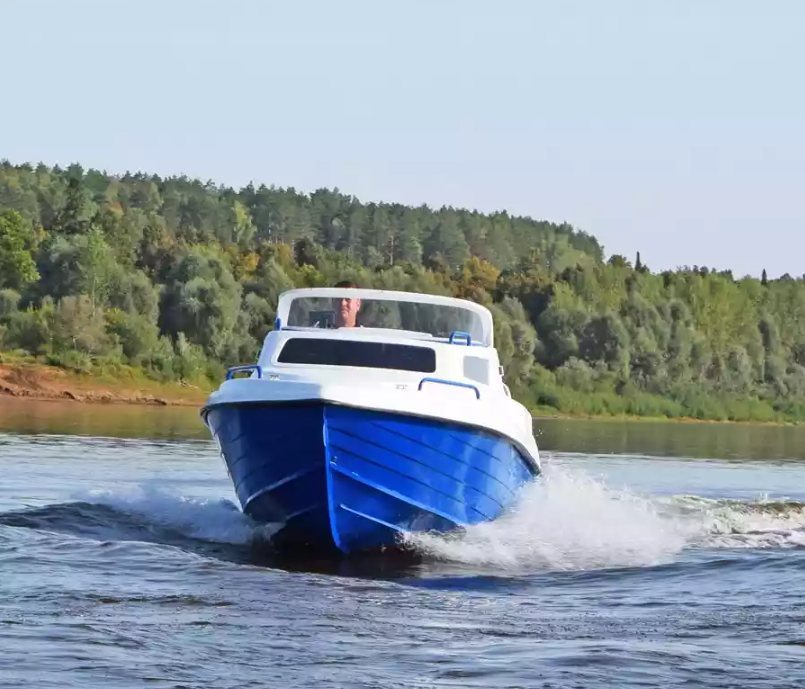 Комбинированный катер Neman-500 с каютой в Казани