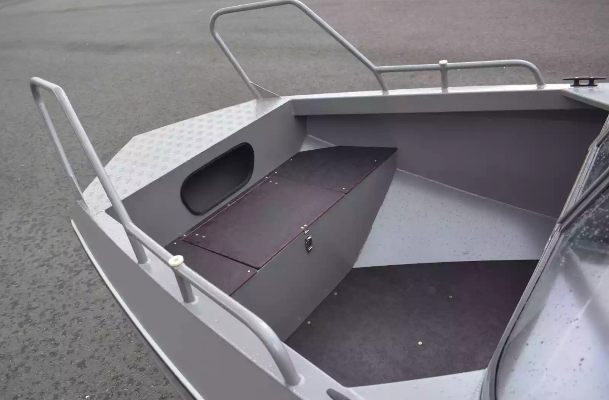 Алюминиевый катер Неман 550 DC в Казани