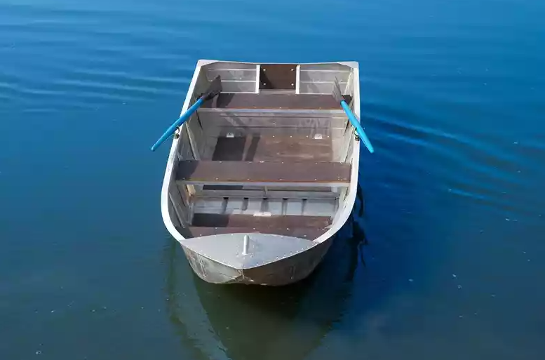 Алюминиевая лодка Вятка-Профи 32 в Казани