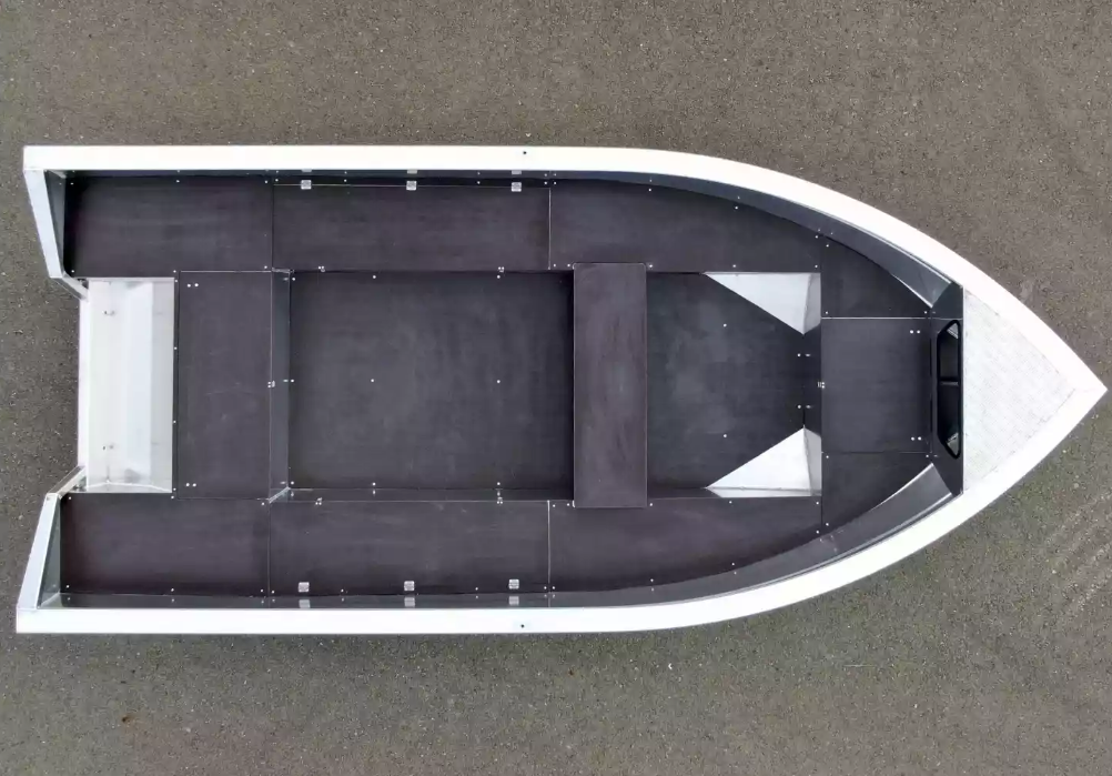 Алюминиевая лодка  Неман-420 в Казани