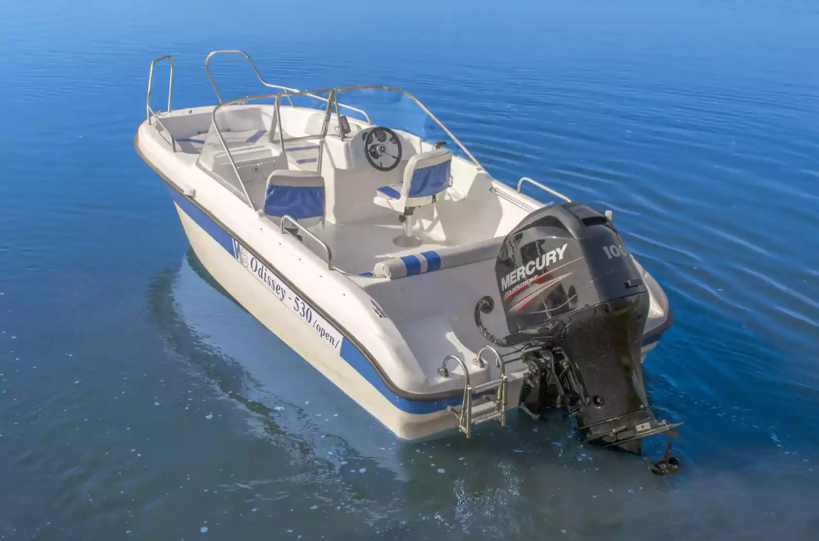 Стеклопластиковый катер Neman-530 Open в Казани