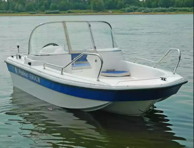 Стеклопластиковый катер Wyatboat-430 DCM (тримаран) в Казани
