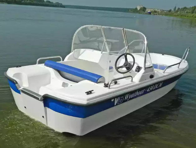 Стеклопластиковый катер Wyatboat-430 DCM (тримаран) в Казани