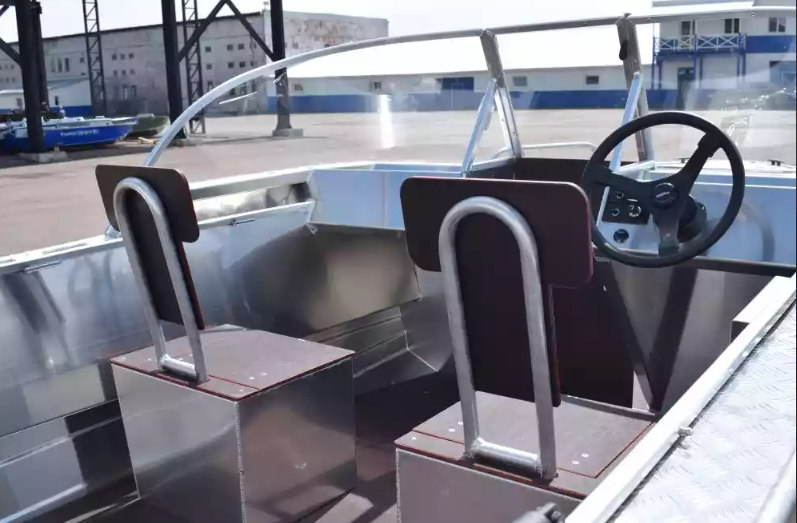 Алюминиевый катер WYATBOAT-550 DCM в Казани