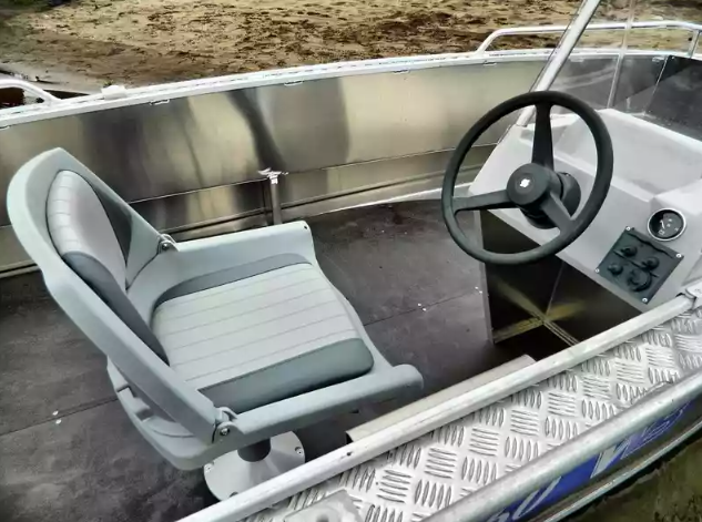 Алюминиевый катер Wyatboat-460 C в Казани
