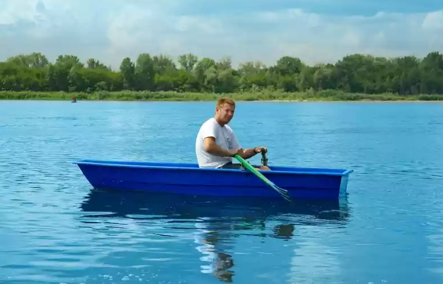 Стеклопластиковая лодка Малютка в Казани