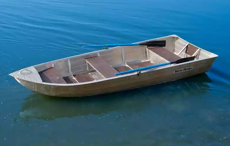 Алюминиевая лодка Вятка-Профи 32 в Казани