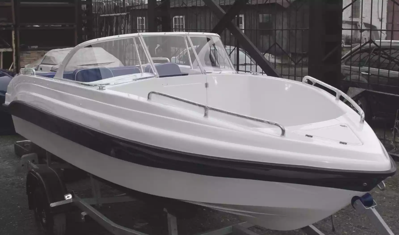 Стеклопластиковый катер Neman-500 Open в Казани