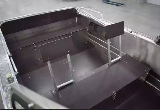 Алюминиевый катер Wyatboat-460 DCM Pro в Казани