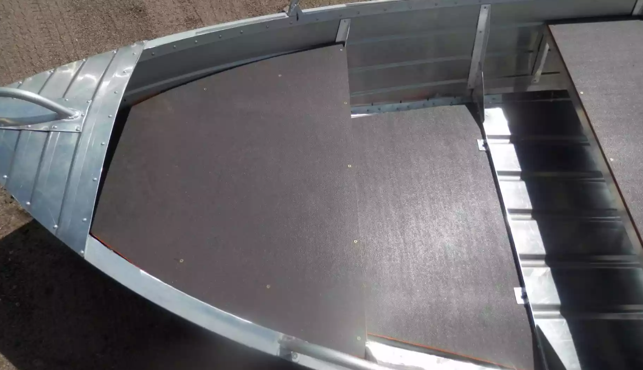 Алюминиевая лодка Вятка-Профи 32 в Казани