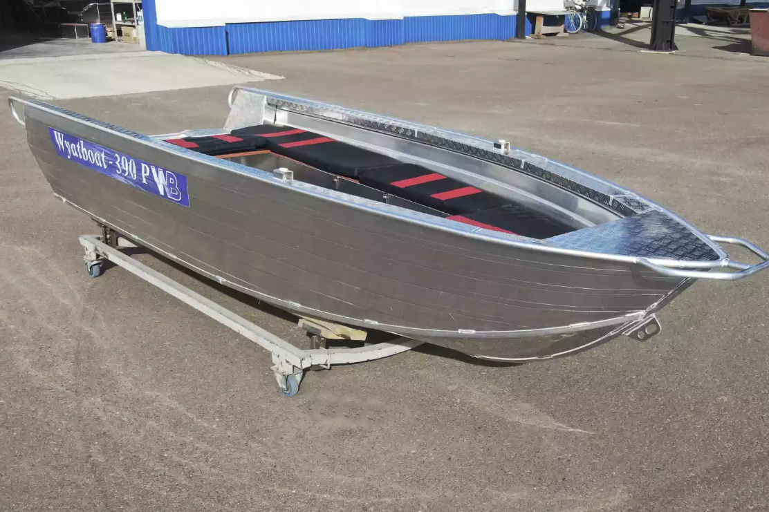 Алюминиевая лодка Wyatboat-390РМ увеличенный борт в Казани