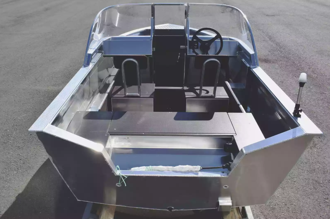 Алюминиевая лодка  Неман-400 DCM в Казани