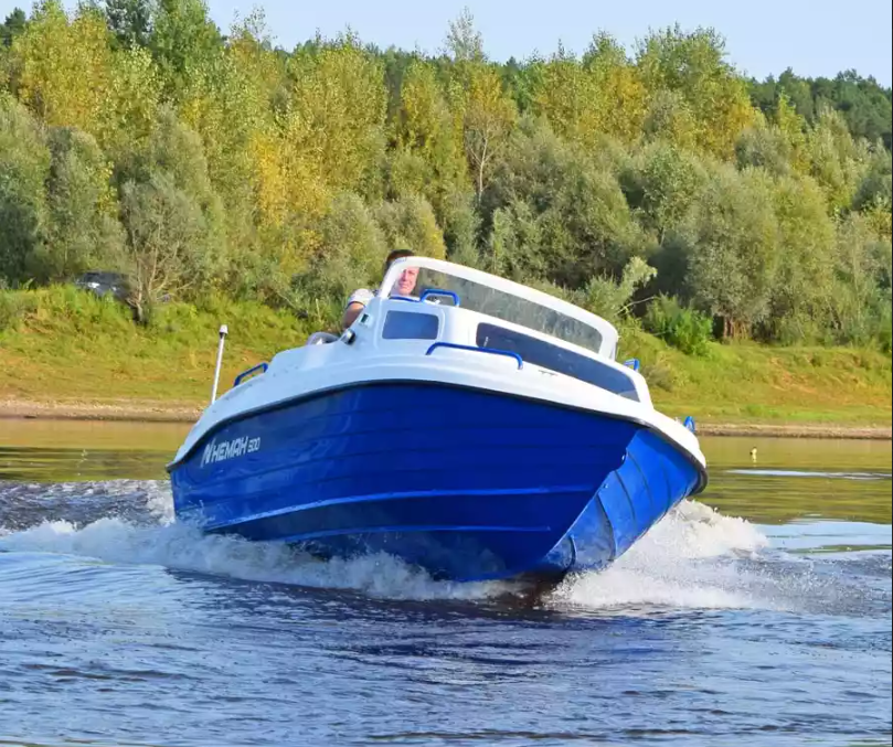 Комбинированный катер Neman-500 с каютой в Казани