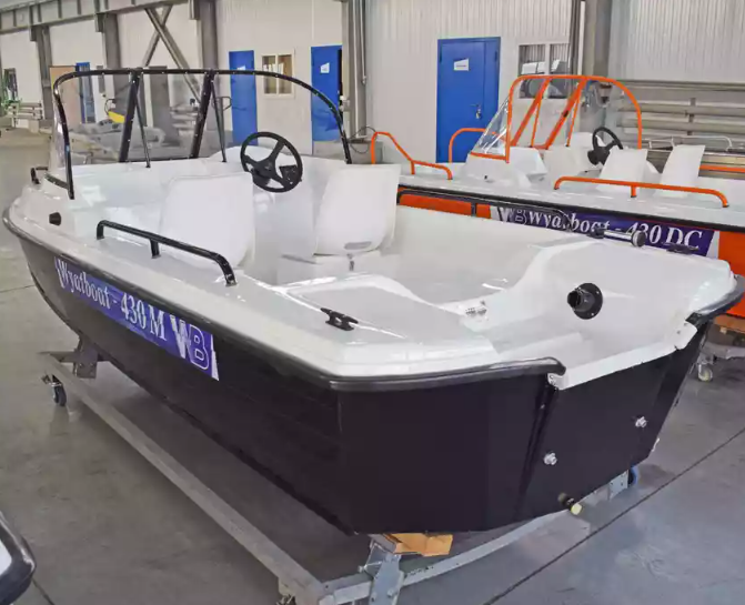 Комбинированный катер Wyatboat-430 M в Казани