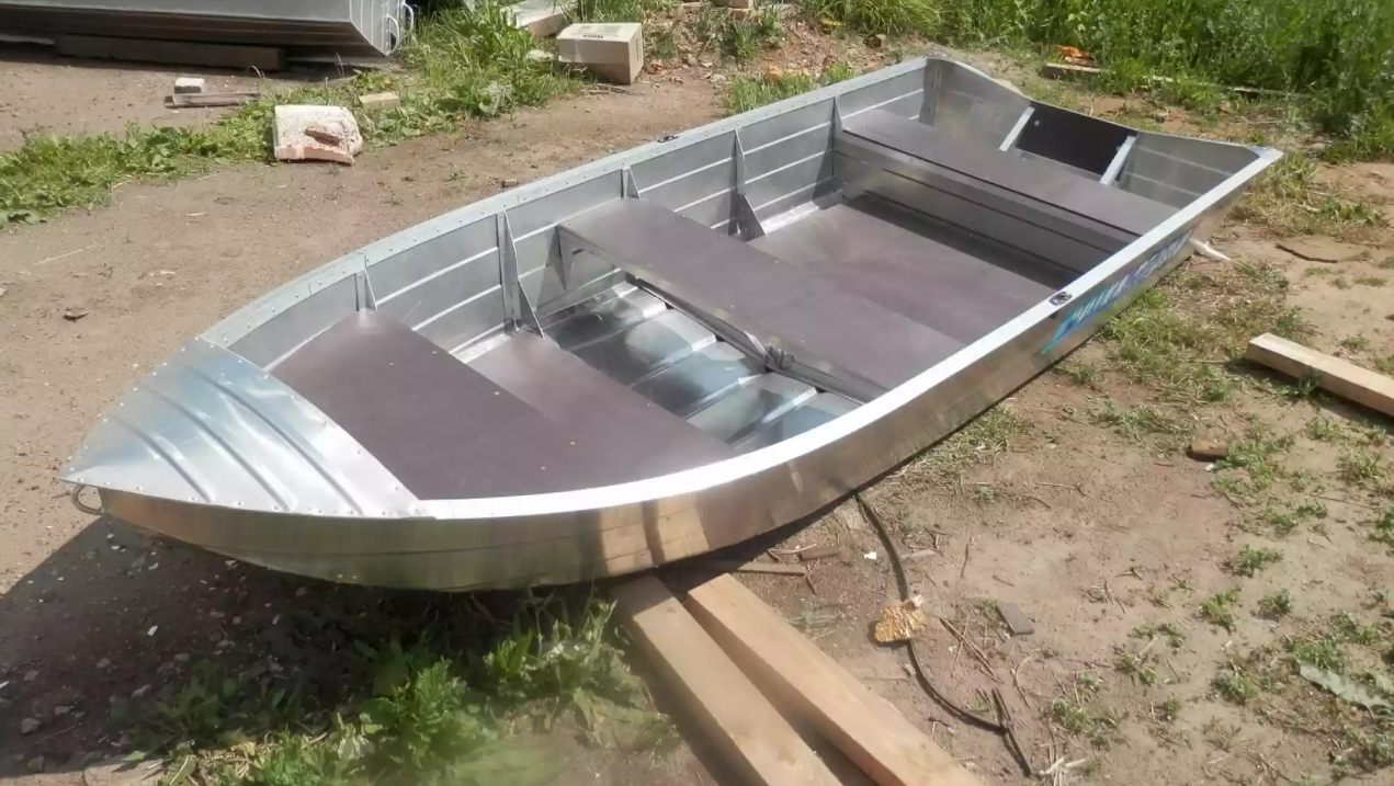 Алюминиевая лодка Вятка-Профи 32 в Казани