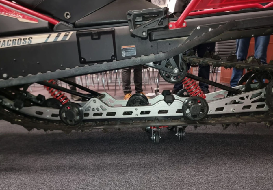 Снегоход AODES Siberiacross 1000 SWT 600mm LCD 6.8 в Казани