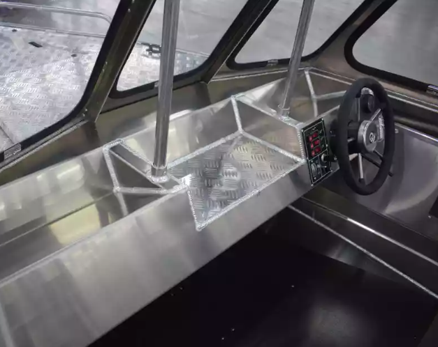 Алюминиевый катер Wyatboat-460 DCM Pro в Казани