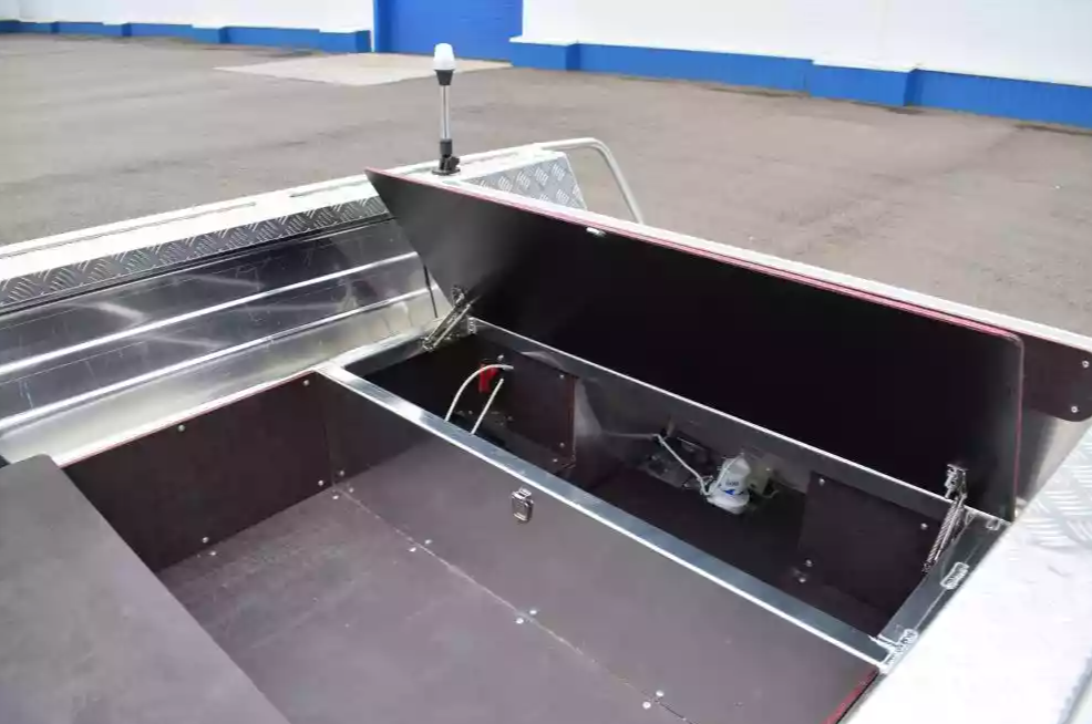 Алюминиевая лодка Wyatboat-390 DCM Увеличенный борт в Казани