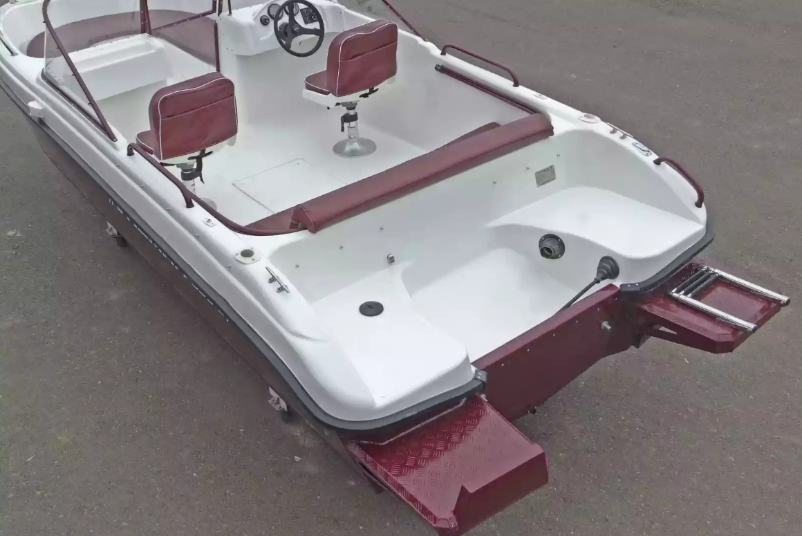 Комбинированный катер Neman-530 Open в Казани