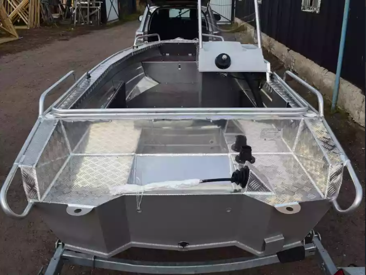 Алюминиевый катер Wyatboat-390 C в Казани