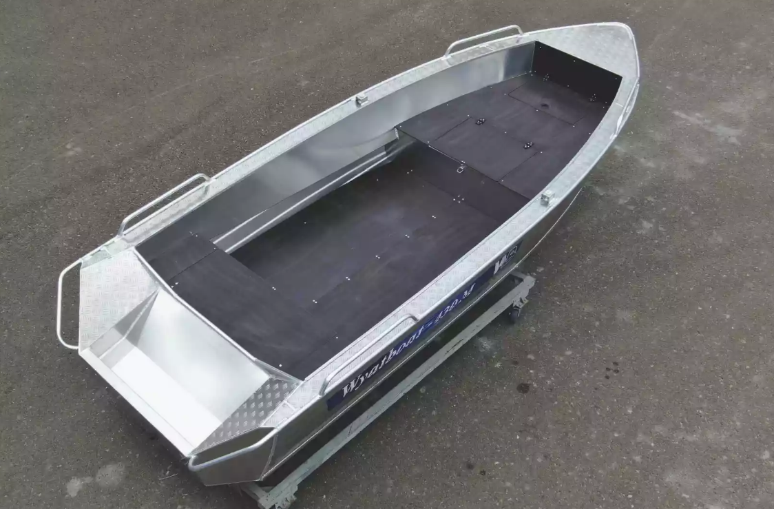 Алюминиевая лодка  Wyatboat-430М FISH в Казани