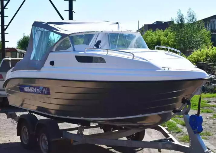 Комбинированный катер Neman-550 с каютой в Казани