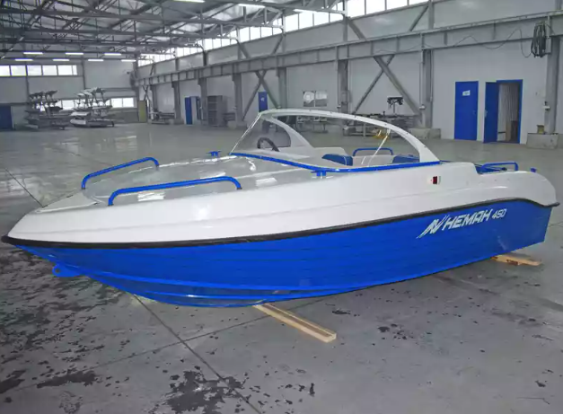 Комбинированный катер Neman-450 в Казани