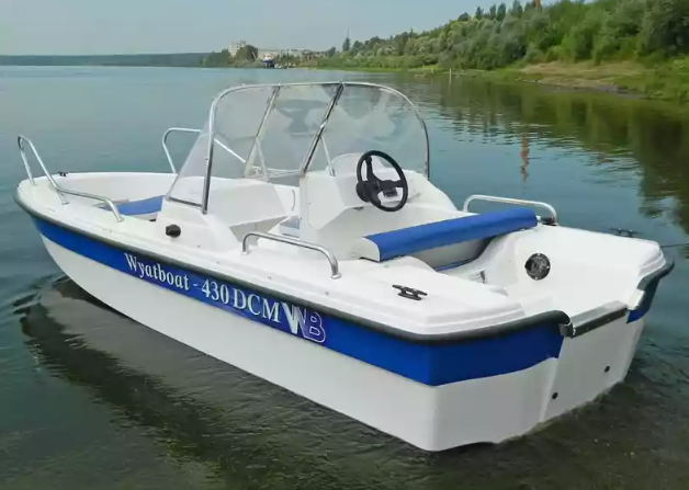 Стеклопластиковый катер Wyatboat-430 DCM (тримаран) в Казани