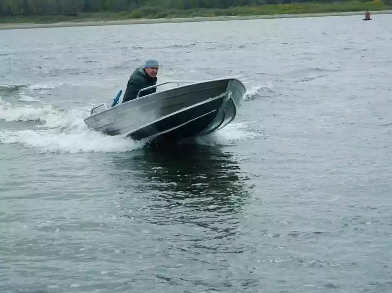 Алюминиевая лодка Wyatboat-390 M в Казани