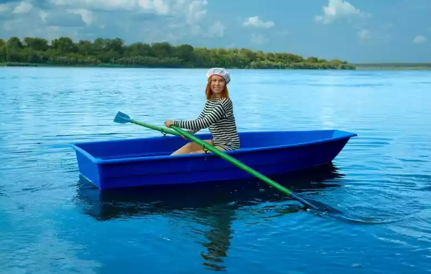 Стеклопластиковая лодка Малютка в Казани