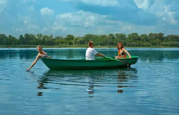 Стеклопластиковая Лодка Голавль в Казани