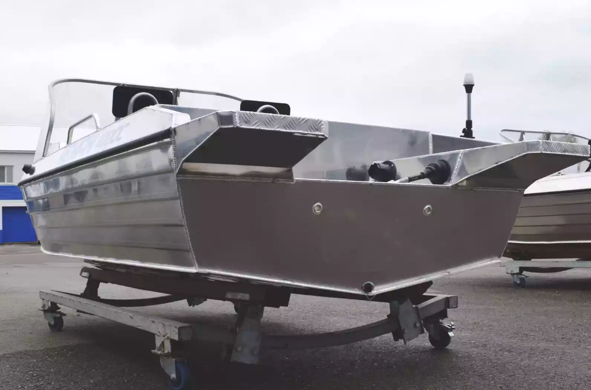 Алюминиевый катер Neman-400 DC в Казани