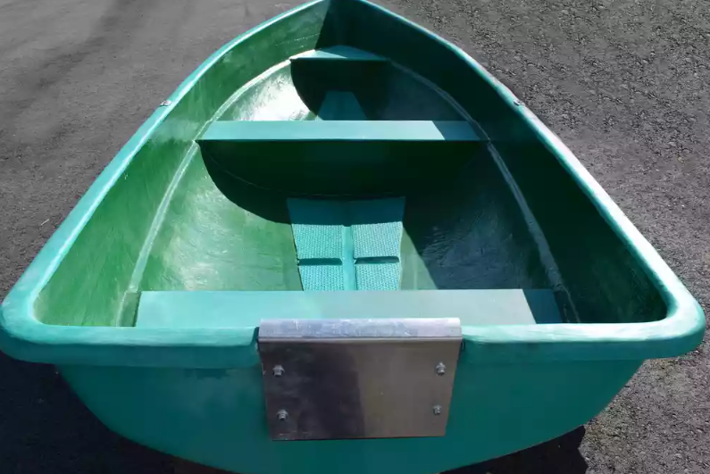 Стеклопластиковая Лодка Голавль в Казани