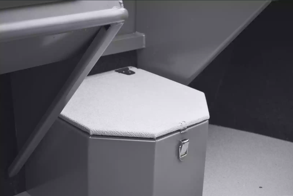 Алюминиевый катер Неман 550 DC в Казани