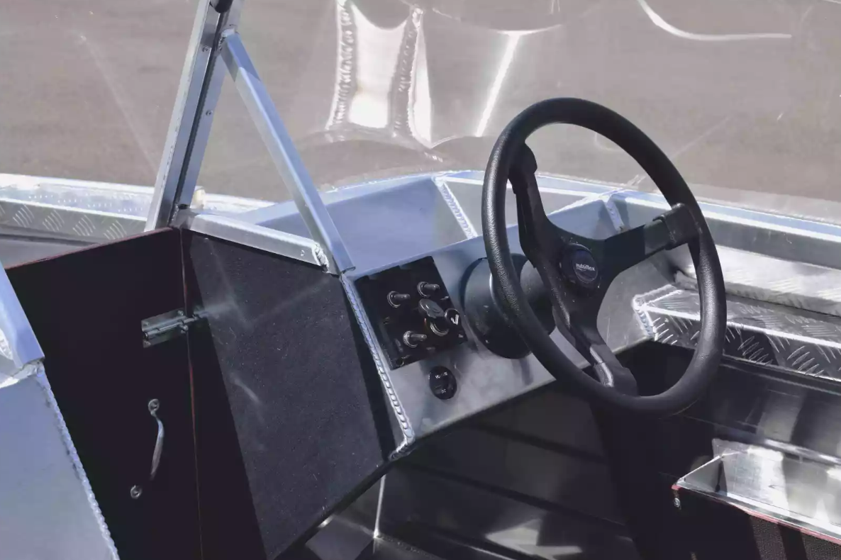 Алюминиевый катер Wyatboat-390 DCM в Казани