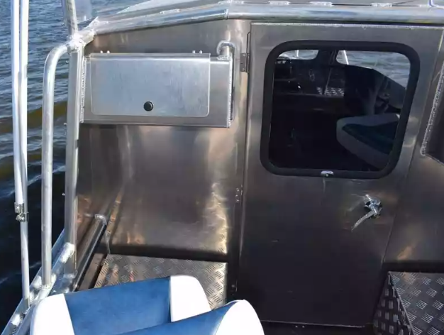 Алюминиевый катер Неман 550 с каютой в Казани