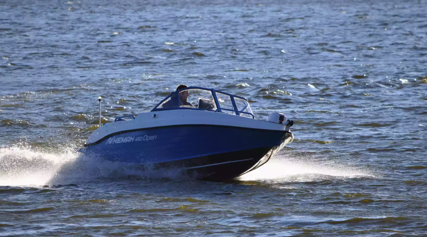 Комбинированный катер Neman-450 Open в Казани