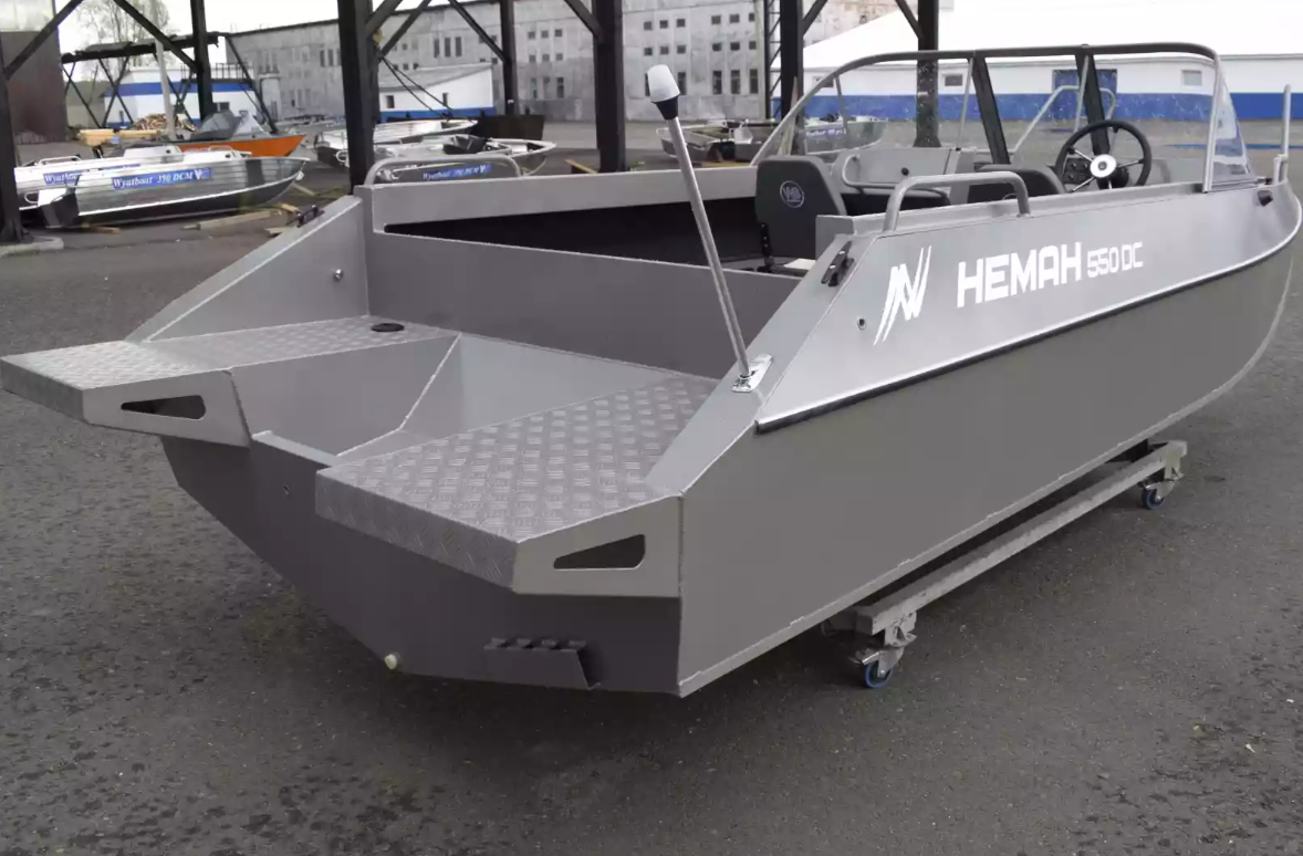 Алюминиевый катер Неман 550 DC в Казани