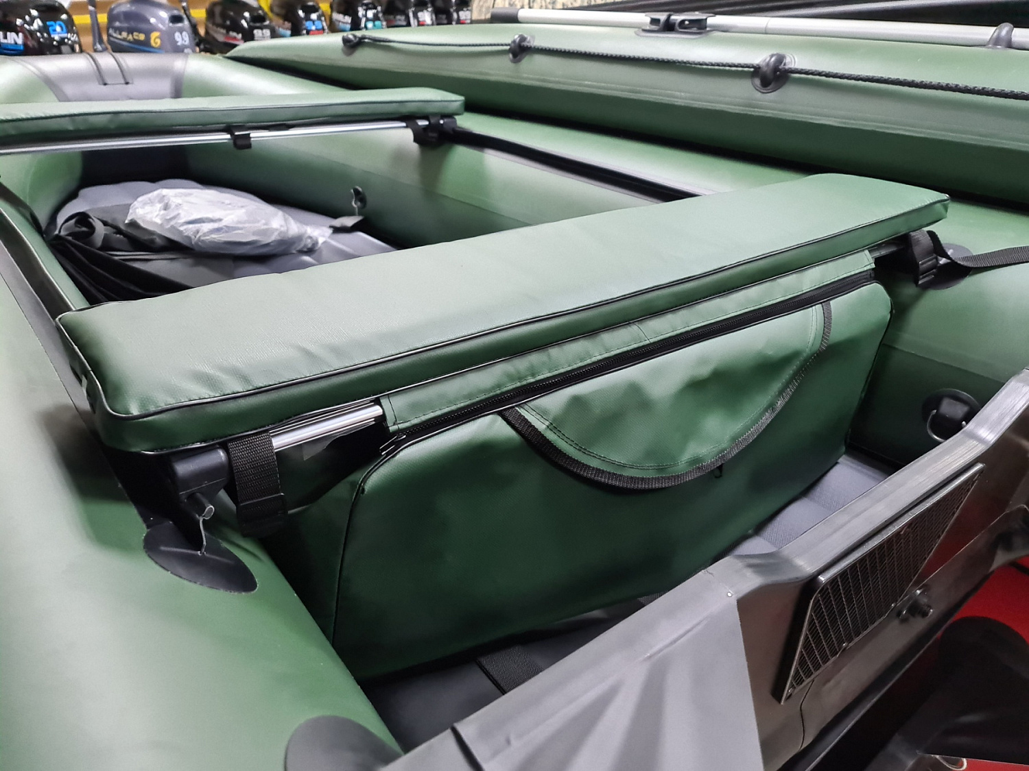 КОМПЛЕКТ МЯГКИХ НАКЛАДОК С СУМКОЙ ДЛЯ ЛОДОК 90Х20 ЗЕЛЕНЫЙ в Казани