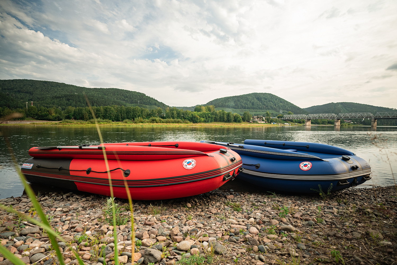 Лодка MISHIMO RIVER FJET PRO 430  под водомет в Казани