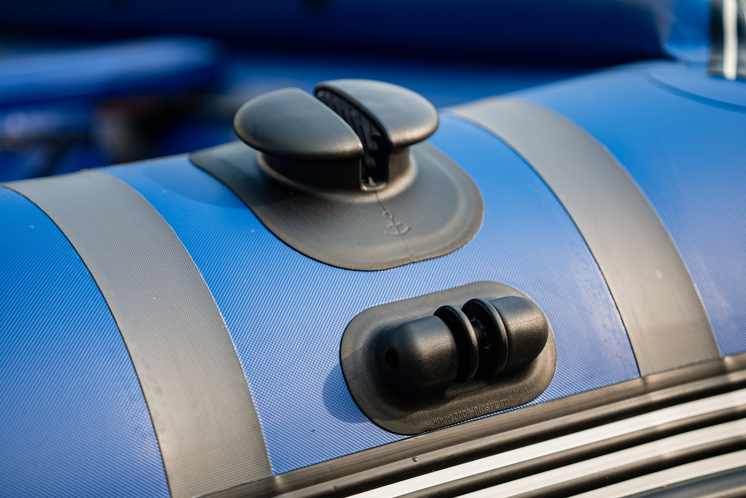 Лодка MISHIMO RIVER FJET PRO 430  под водомет в Казани